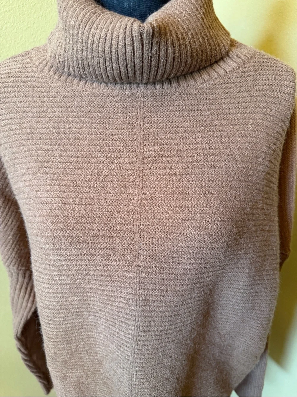 Brown Turtleneck Ribbed Sweater soft winter Medium casual dressy